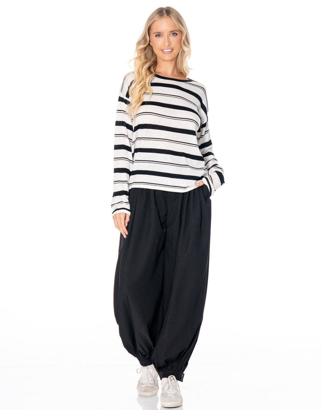 Belted Balloon Pants - Black