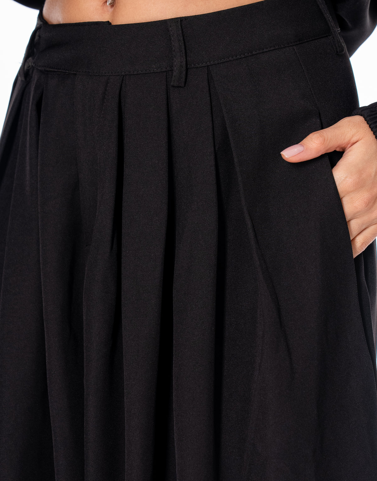 Pleated Wide Leg Trousers - Black