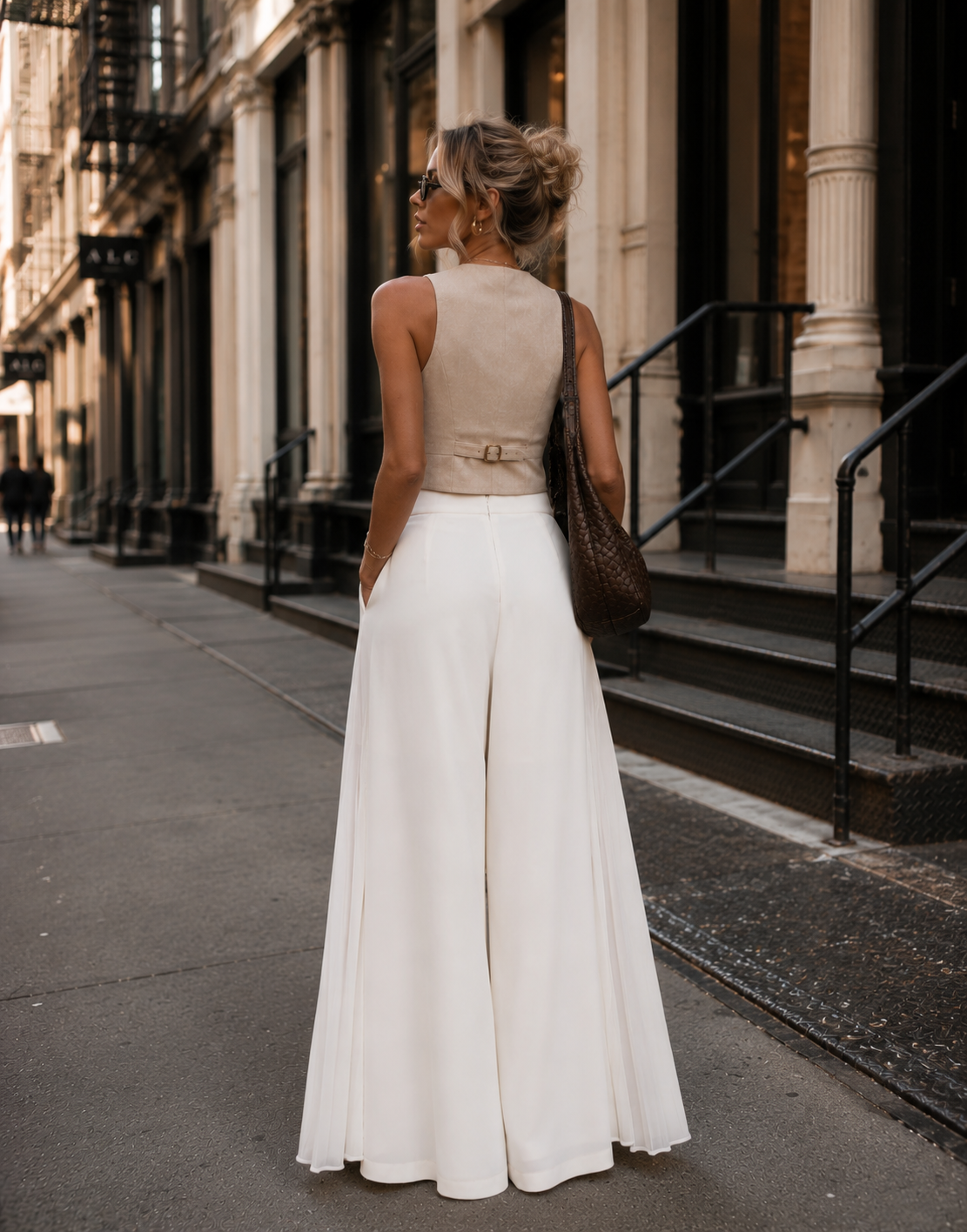 Pleated Flowy Pant - White