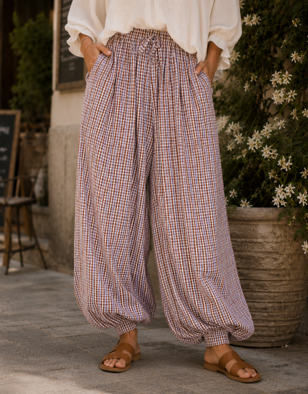 Pleated Wide-Leg Pant - Brown