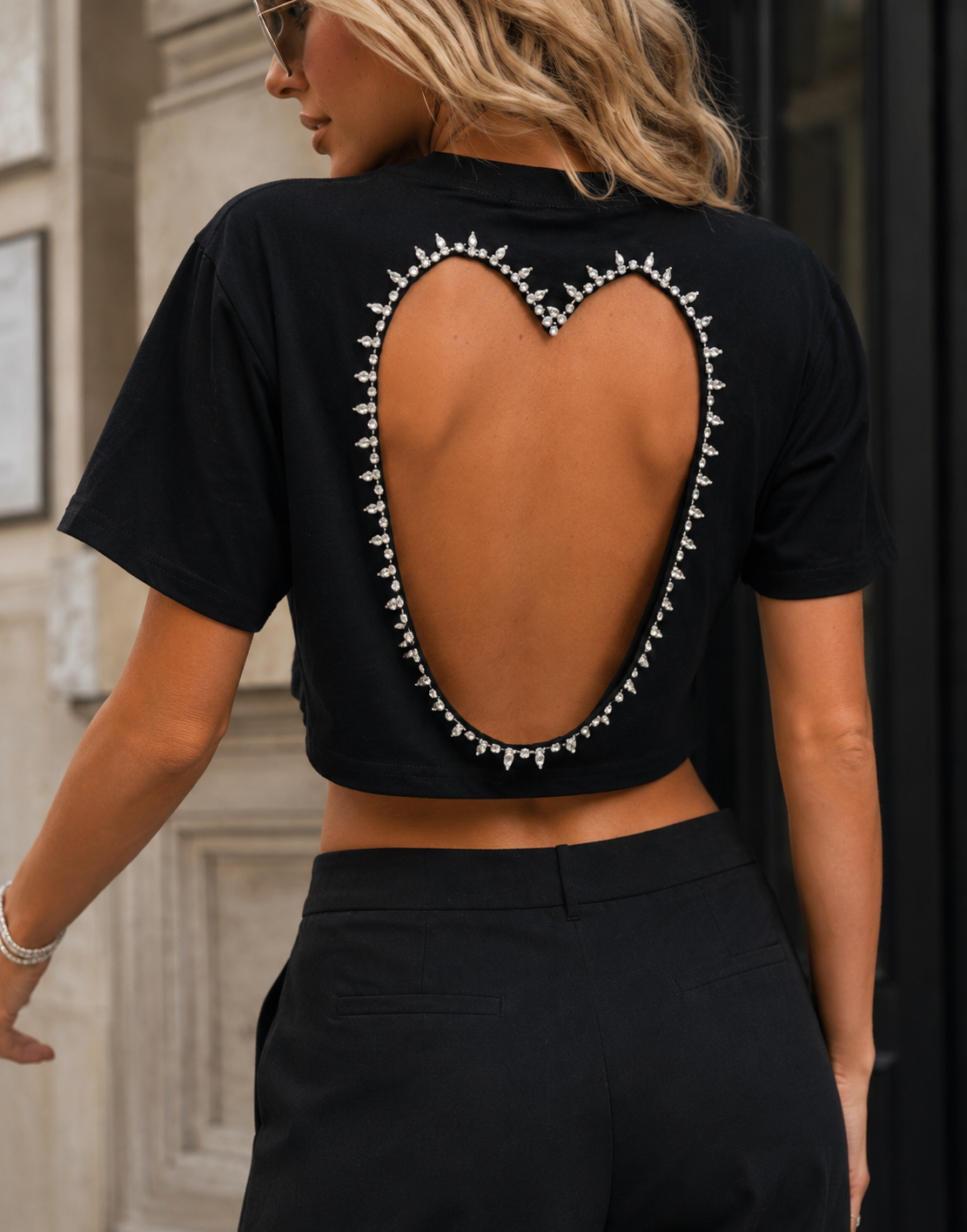 Heart-Cutout Crop Tee - Black