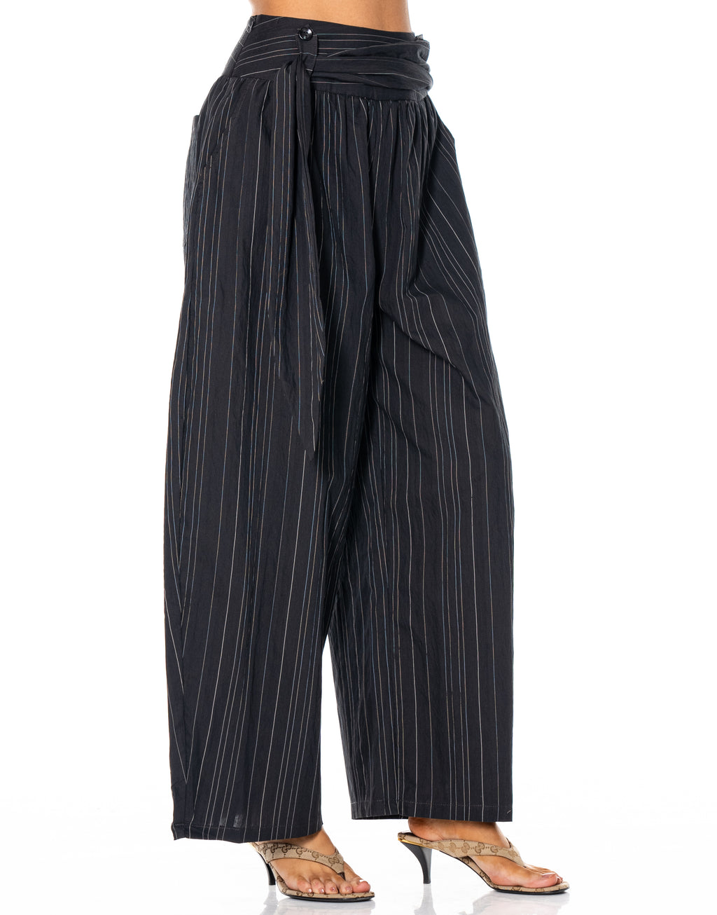 Wide-Leg Balloon Pant - Black