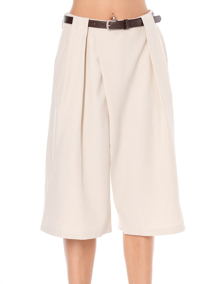 Pleated Bermuda Shorts - Apricot