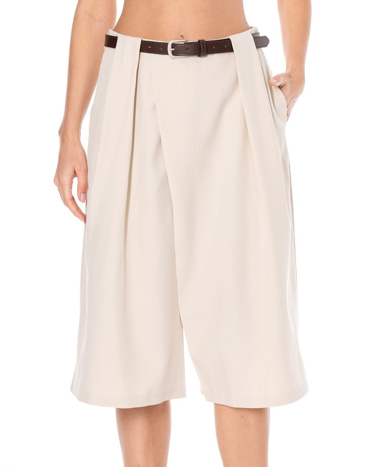 Pleated Bermuda Shorts - Apricot