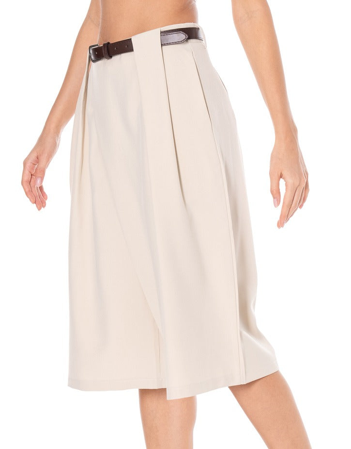 Pleated Bermuda Shorts - Apricot