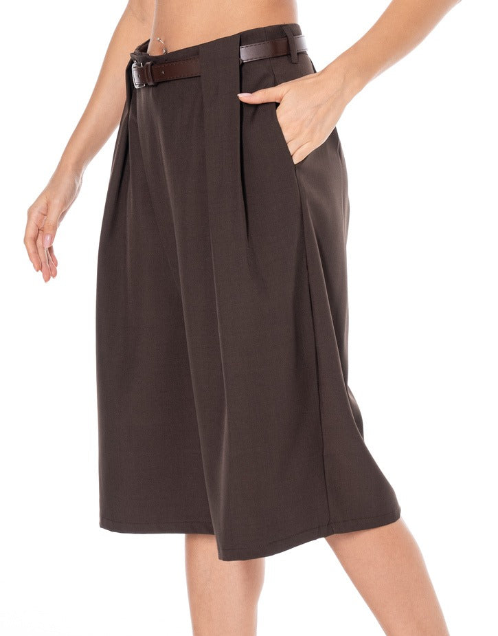 Pleated Bermuda Shorts - Coffee