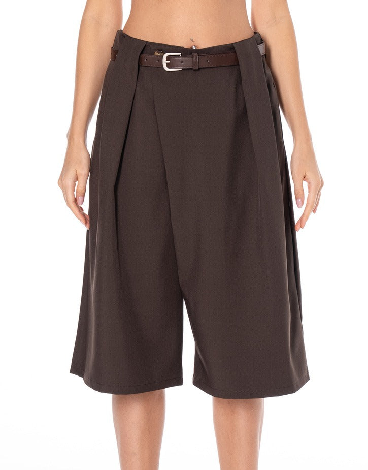 Pleated Bermuda Shorts - Coffee