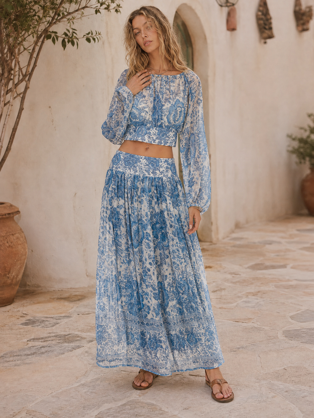 Two-Piece Set With Crop Top And Maxi Skirt - Light Blue