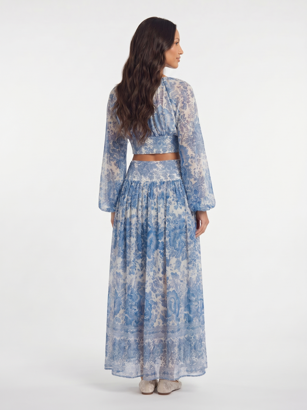 Two-Piece Set With Crop Top And Maxi Skirt - Light Blue