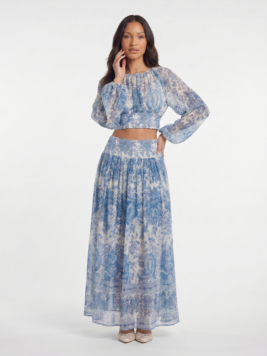 Two-Piece Set With Crop Top And Maxi Skirt - Light Blue