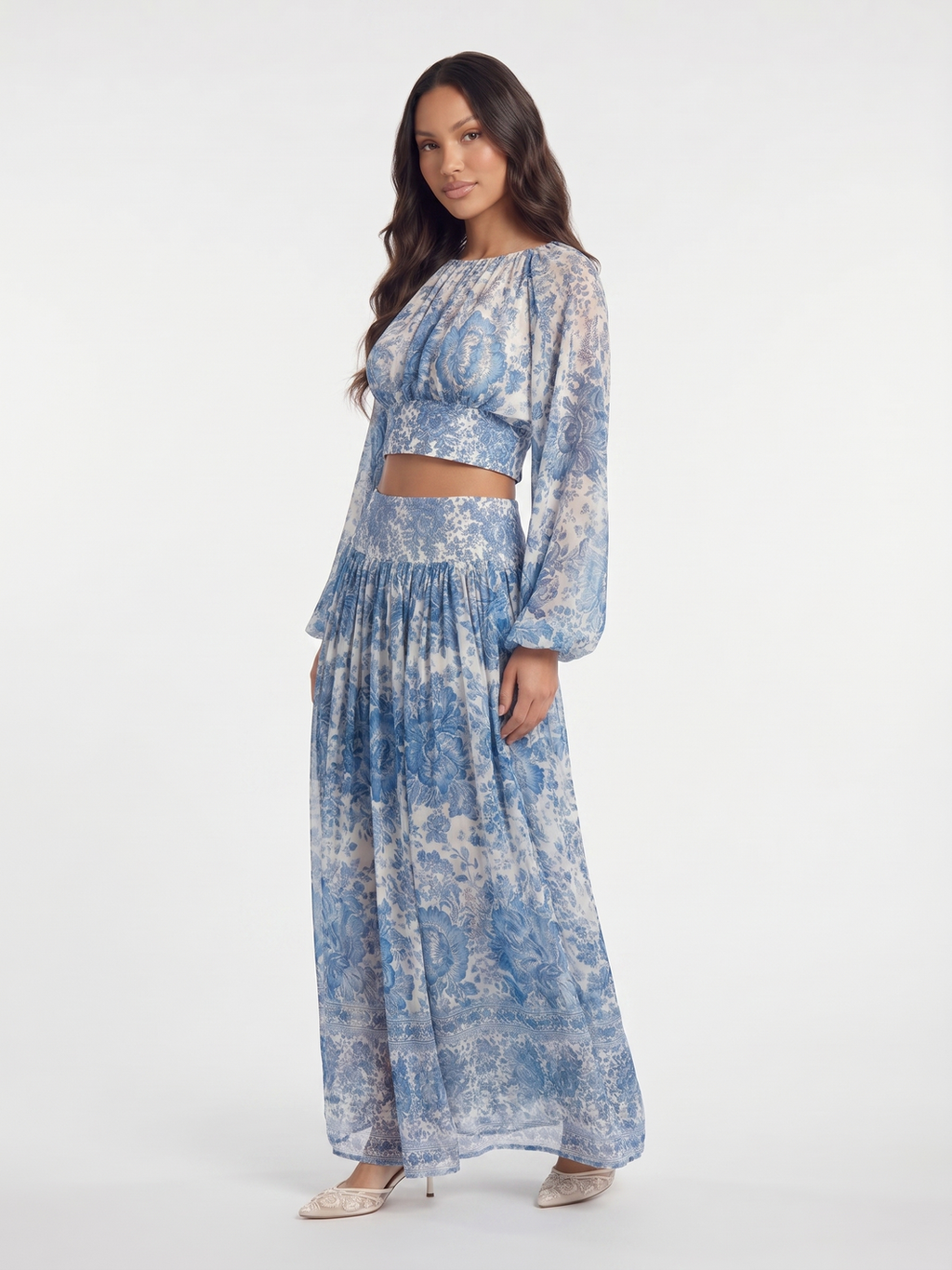 Two-Piece Set With Crop Top And Maxi Skirt - Light Blue