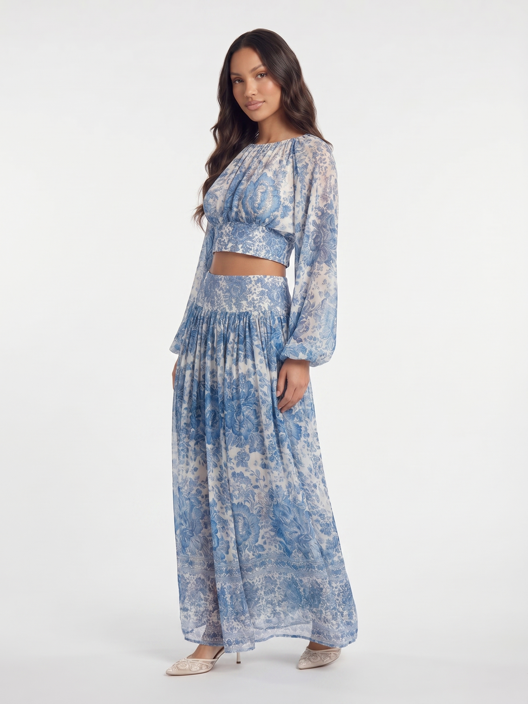 Two-Piece Set With Crop Top And Maxi Skirt - Light Blue