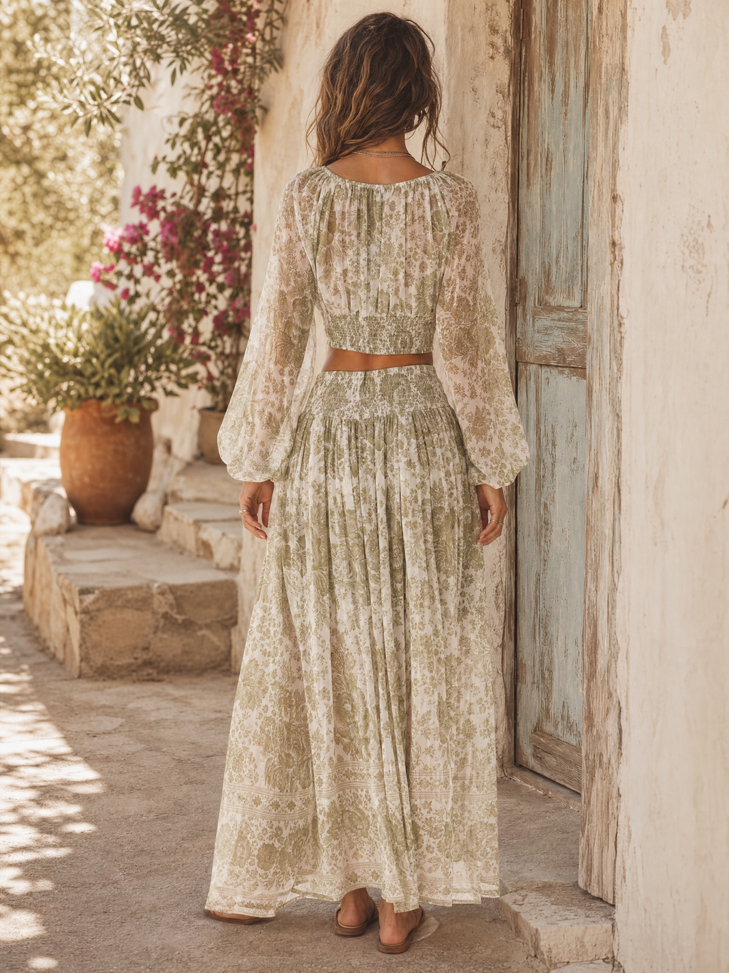 Two-Piece Set With Crop Top And Maxi Skirt - Green