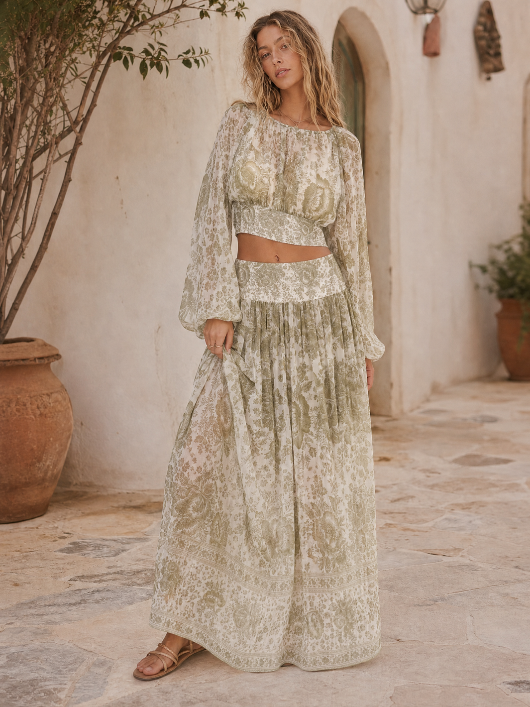 Two-Piece Set With Crop Top And Maxi Skirt - Green