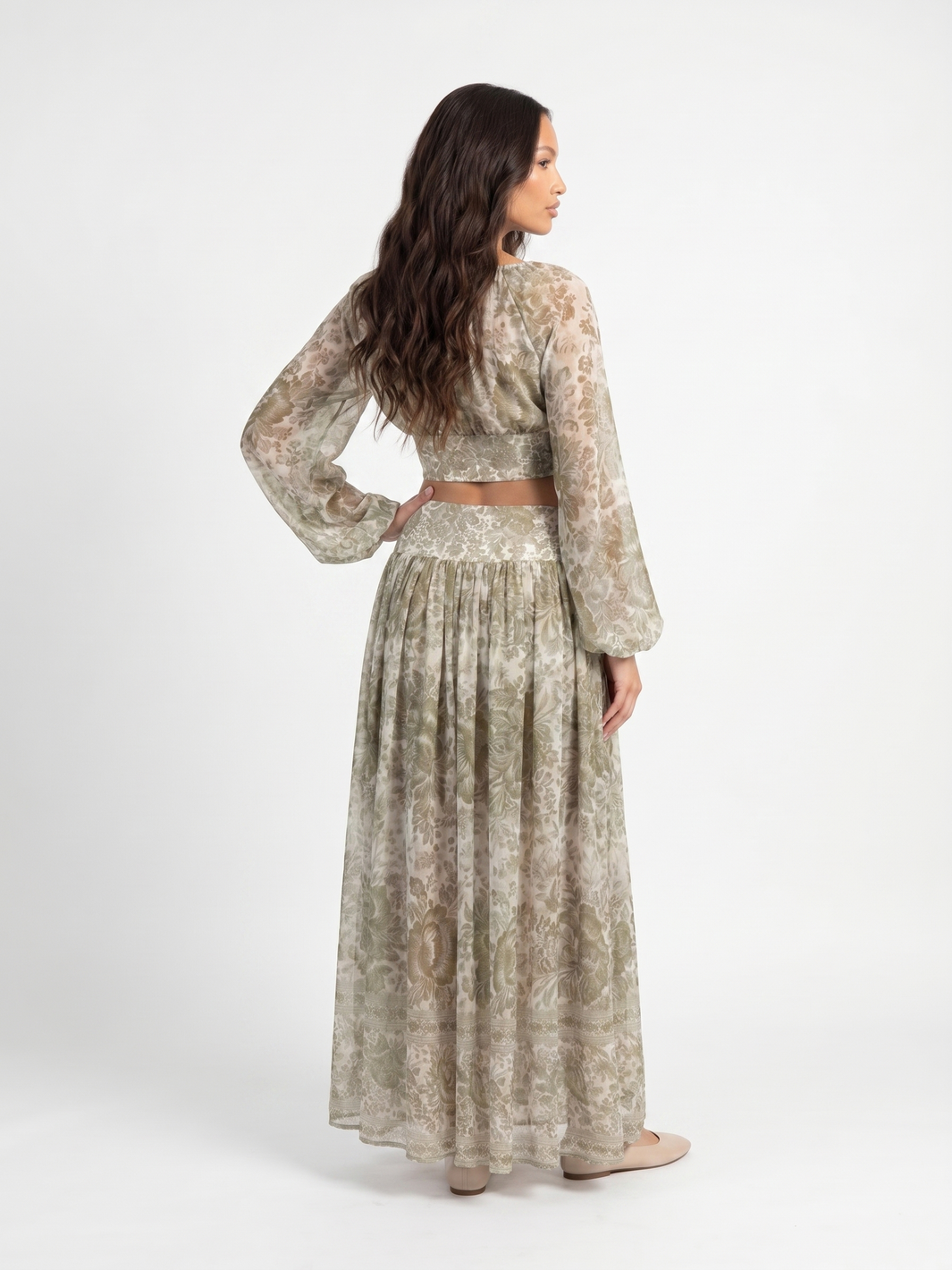 Two-Piece Set With Crop Top And Maxi Skirt - Green