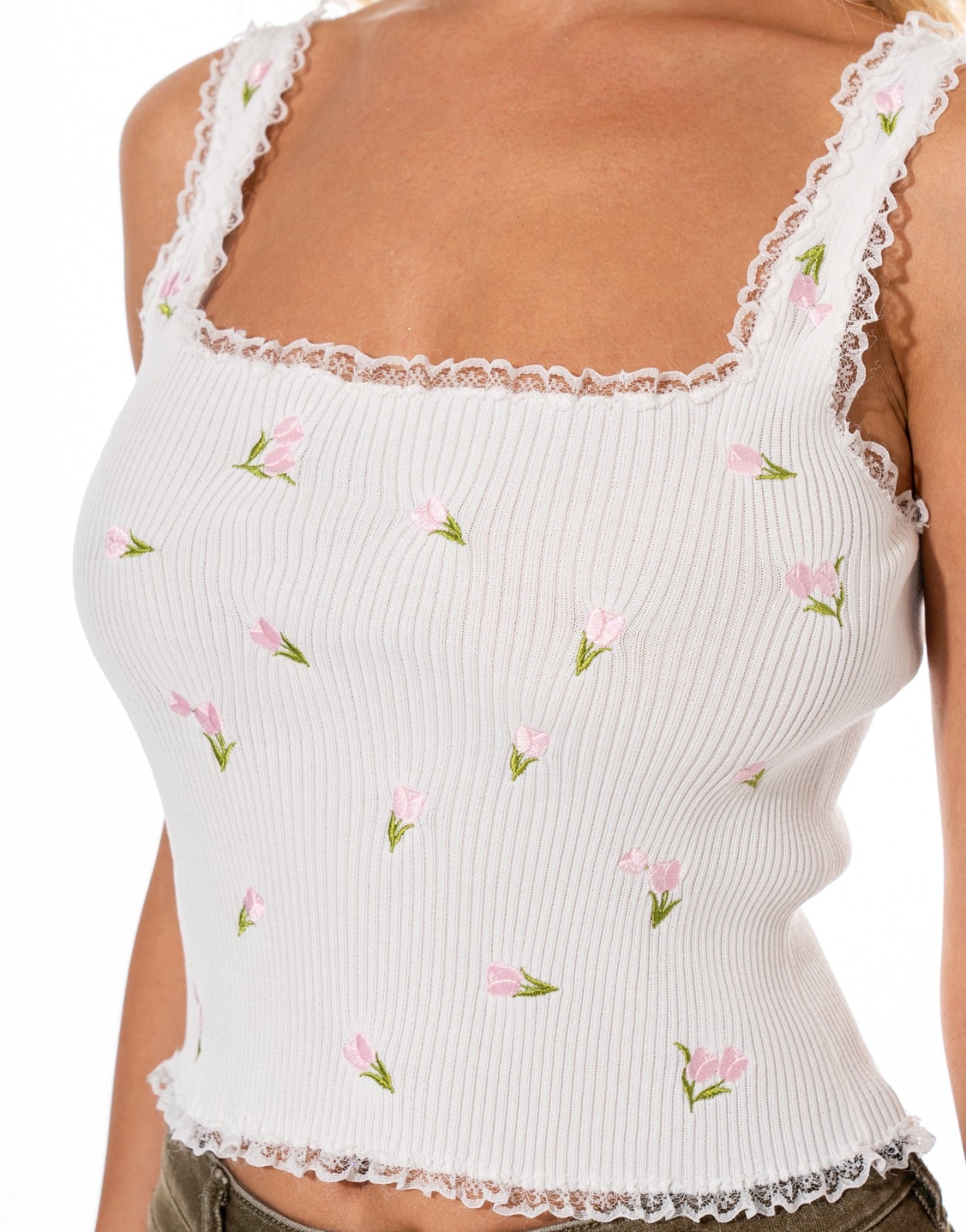 Embroidered Tulip Cami - White