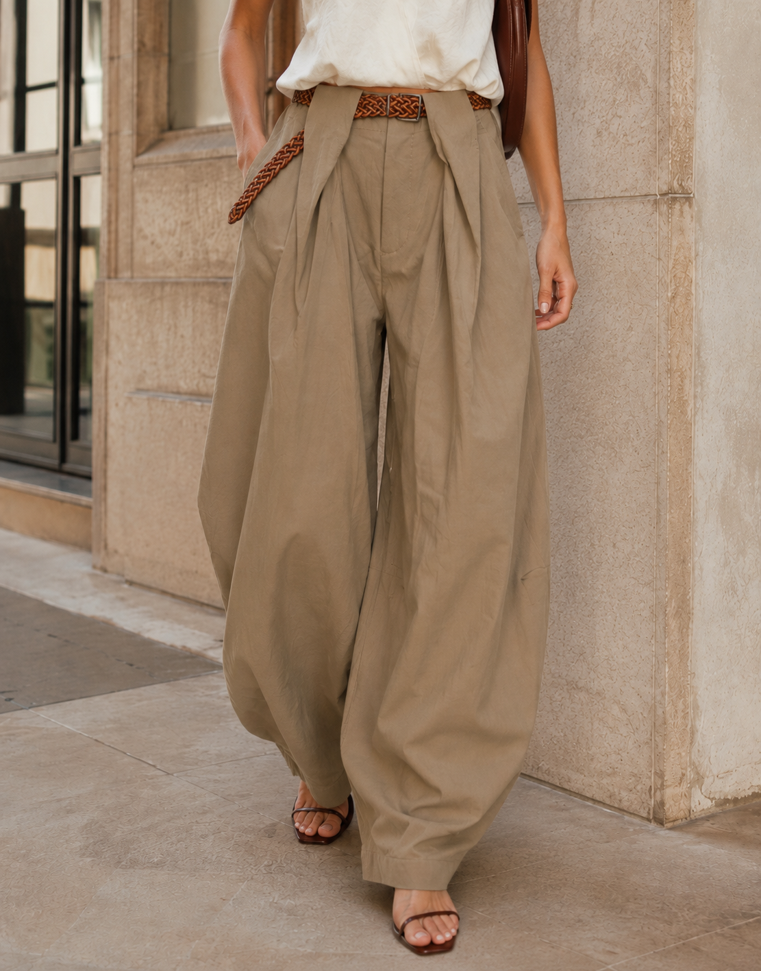 Linen Belted Balloon Pant - Green