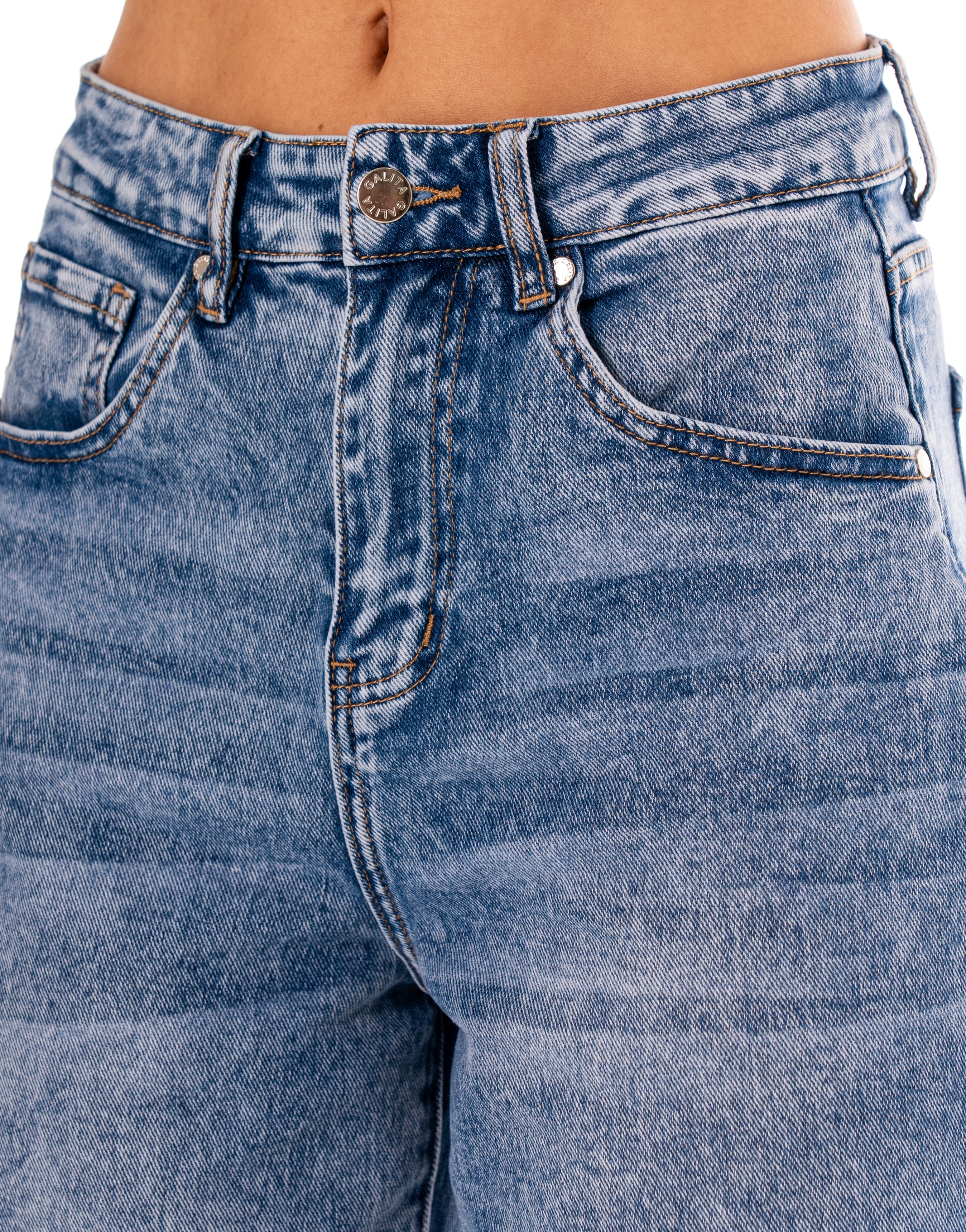 Wide-Leg Denim Jeans - Denim