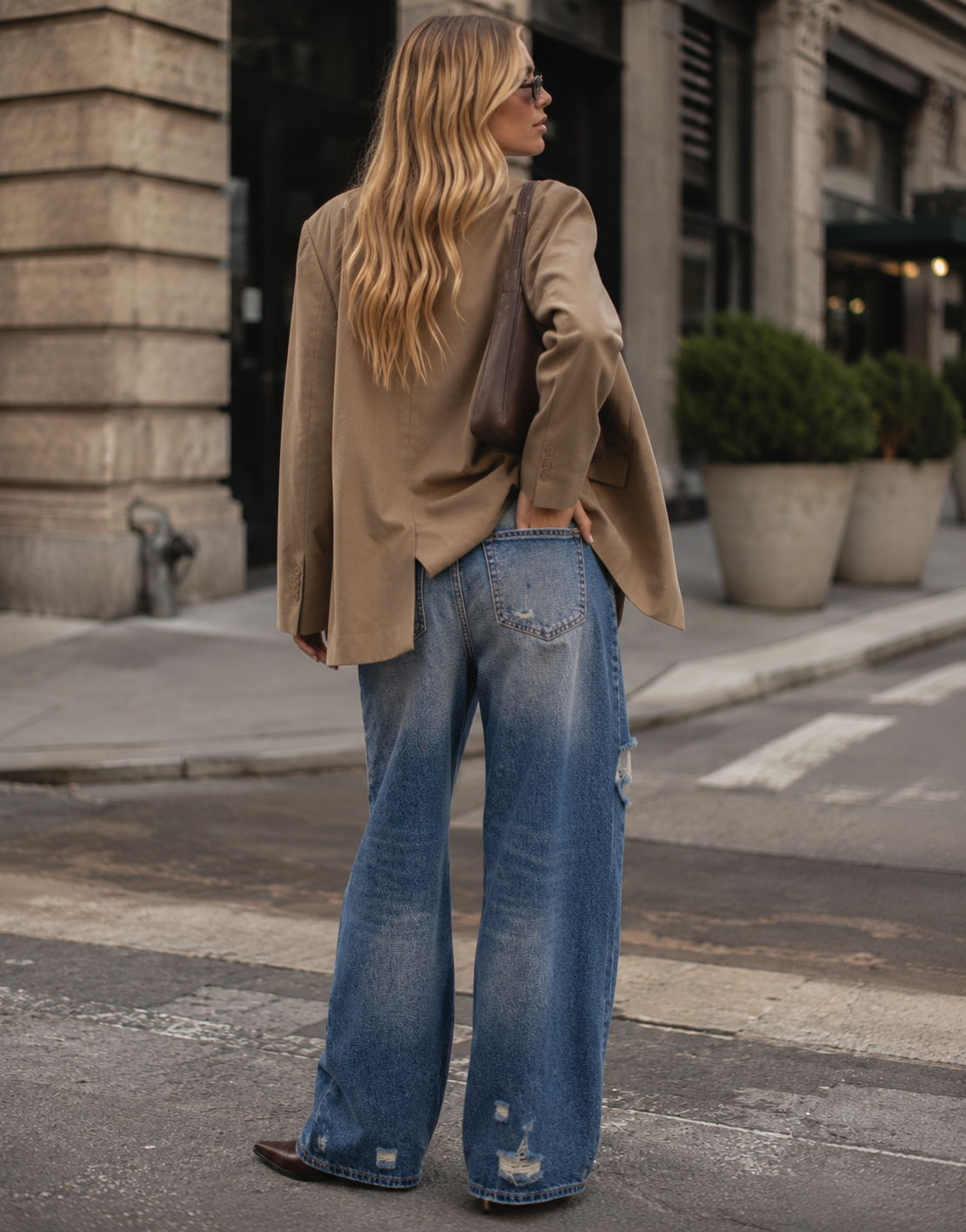 Wide-Leg Distressed Jeans - Denim