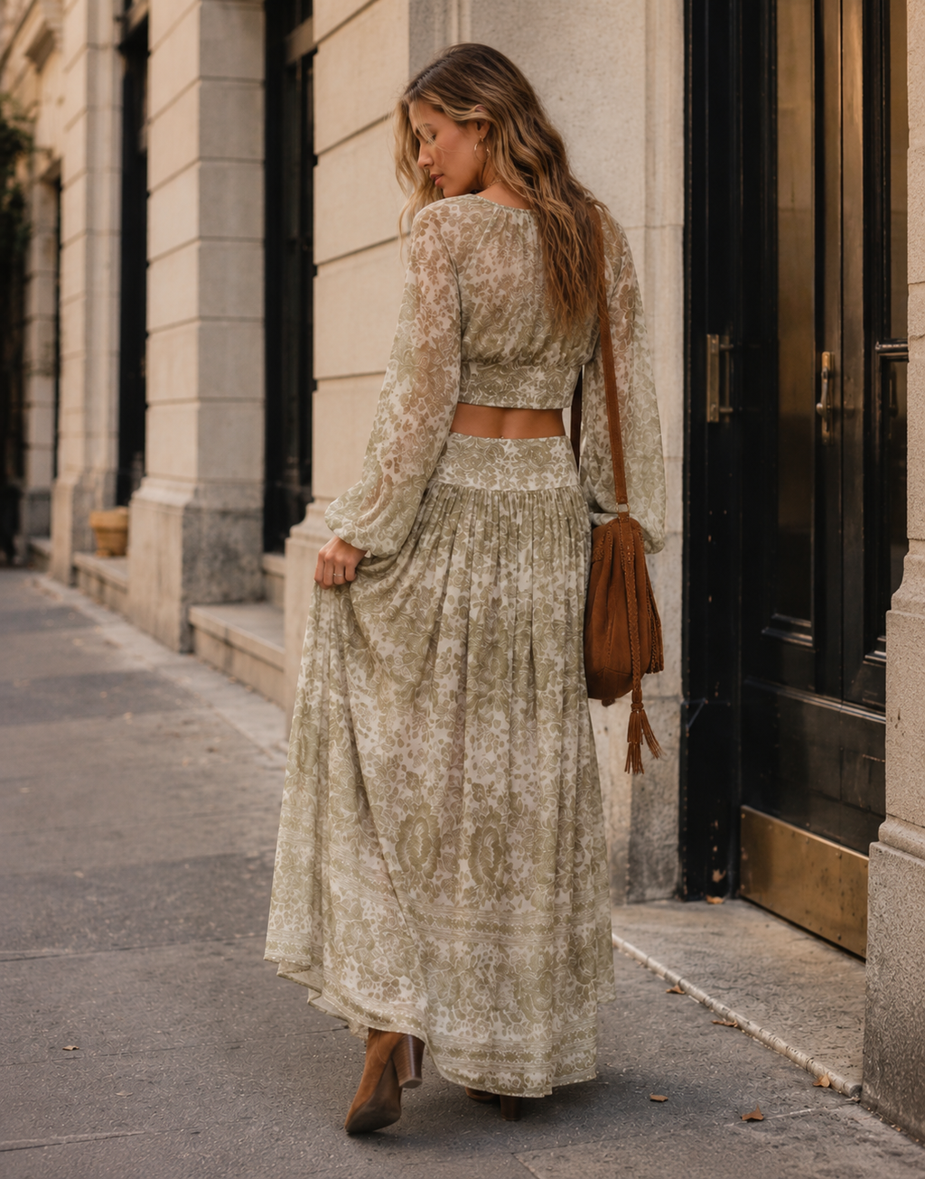 Two-Piece Set With Crop Top And Maxi Skirt - Green