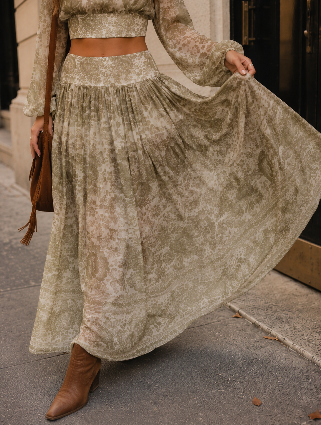 Two-Piece Set With Crop Top And Maxi Skirt - Green