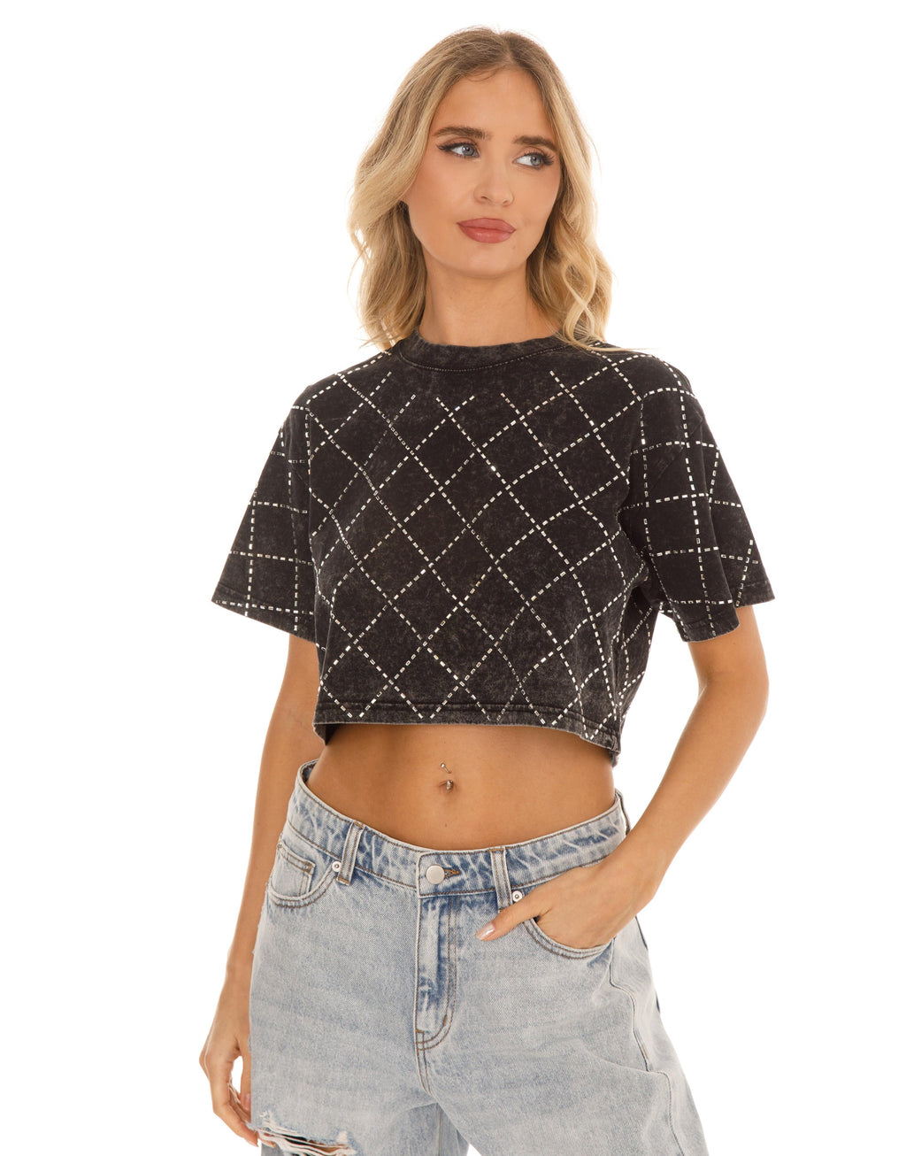Diamond Eyelet Cropped Tee - Black